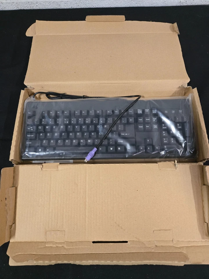 New in Box ~ Vintage Black PS/2 Keyboard English KB-2961 - Image 2 of 4
