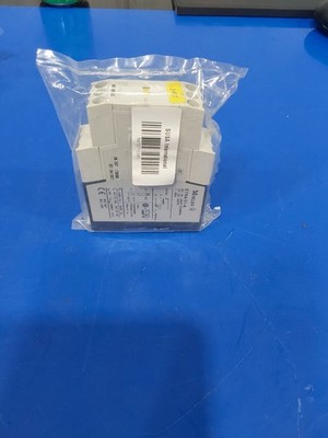 MOELLER ETR4-51-A AC 24 240V 50/60Hz Time Relay 