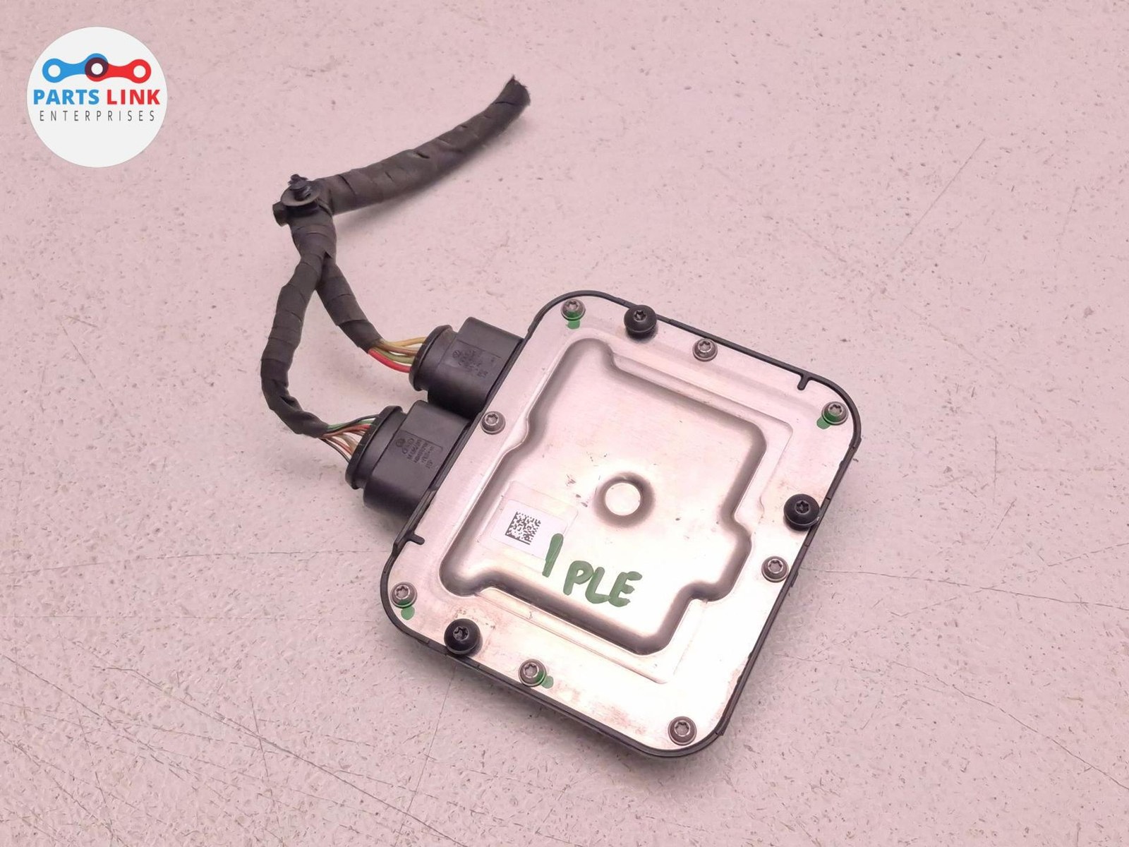 Bentley Bentayga 2016-2020 Engine control unit P/N 4M0907145E