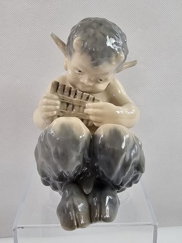 Royal Copenhagen Denmark #1736 Faun Pan Playing A Flute Glossy Porcelain Figure - Picture 2 of 13