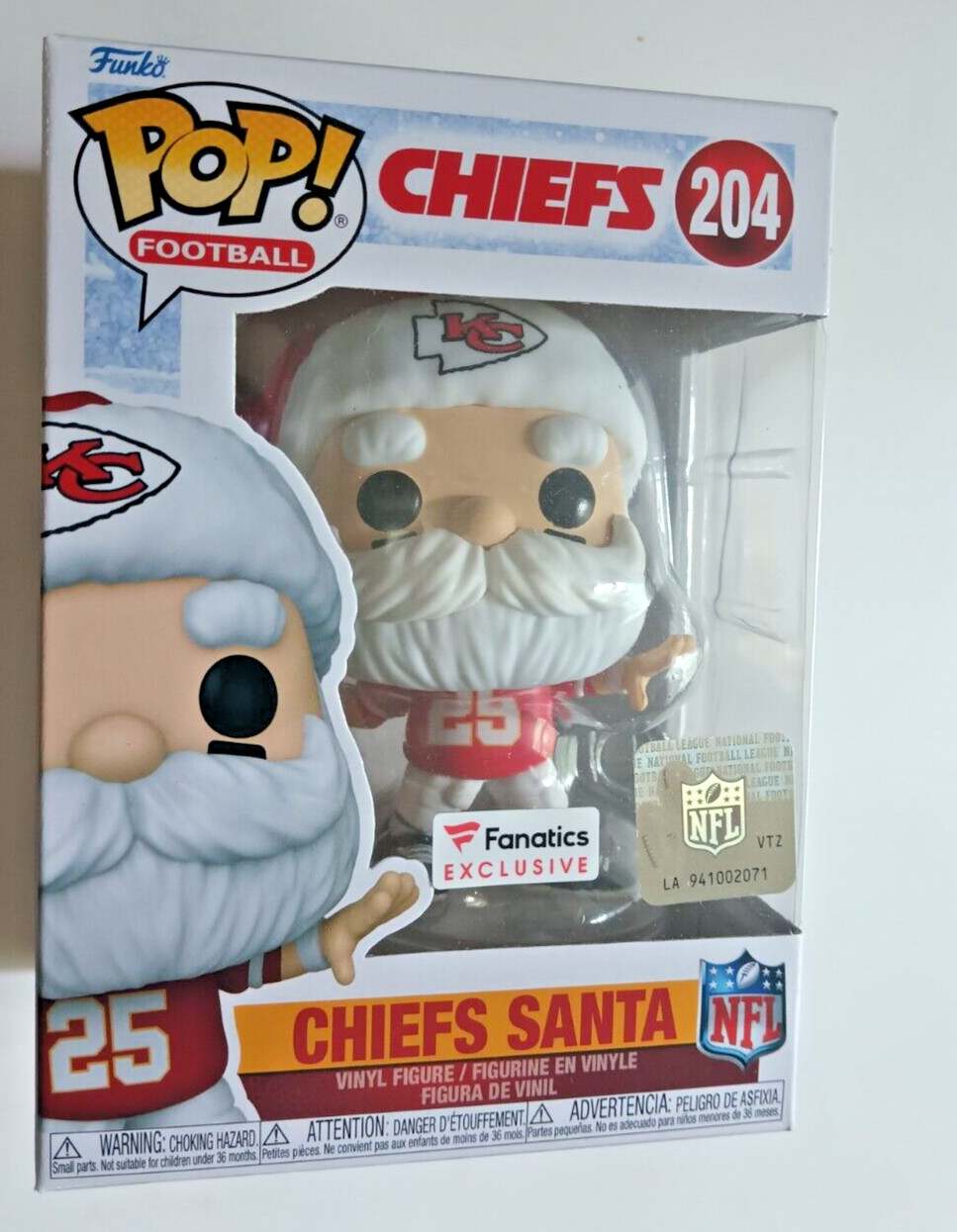 FUNKO POP! NFL FOOTBALL 204 KANSAS CITY CHIEFS SANTA FANACTICS EXCL