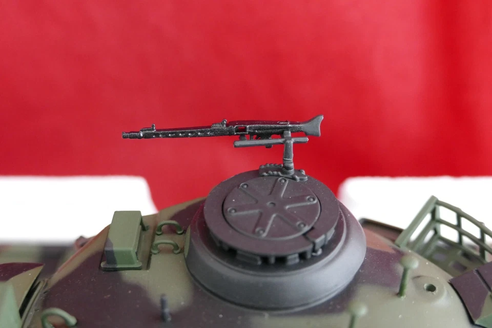 1:35 MINICHAMPS Tank M48A2GA2 Patton - Die cast Model Tank - Photo 3/4