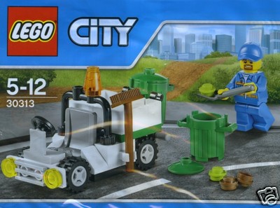 LEGO City 30313 Kehrmaschine Straßenkehrer Garbage Truck NEU 2015 Polybeutel!