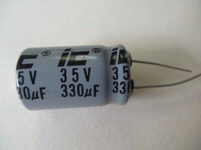Конденсатор 35v 330uf