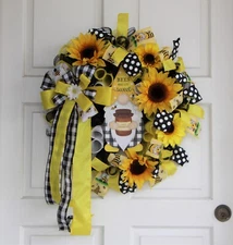Bee Mesh Wreath, Gnome Beekeeper Front Door Décor, Black Yellow Honey Bee Garden