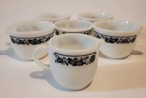 corningware Teacup Set 4 cups 1 creamer pitcher 1 sugar bowl vintage Coffee Mugs