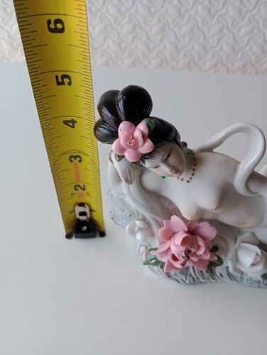 Japanese Geisha Porcelain Figurine Statue Floral Collectors - Picture 13 of 14