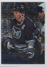 1995-96 Fleer Metal Glen Wesley #68 0a4