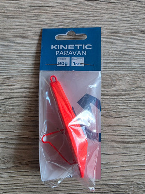 Kinetic Paravan Fluo Red, bleifrei für Light-Trolling, 90g Schleppblei (8 v 12)