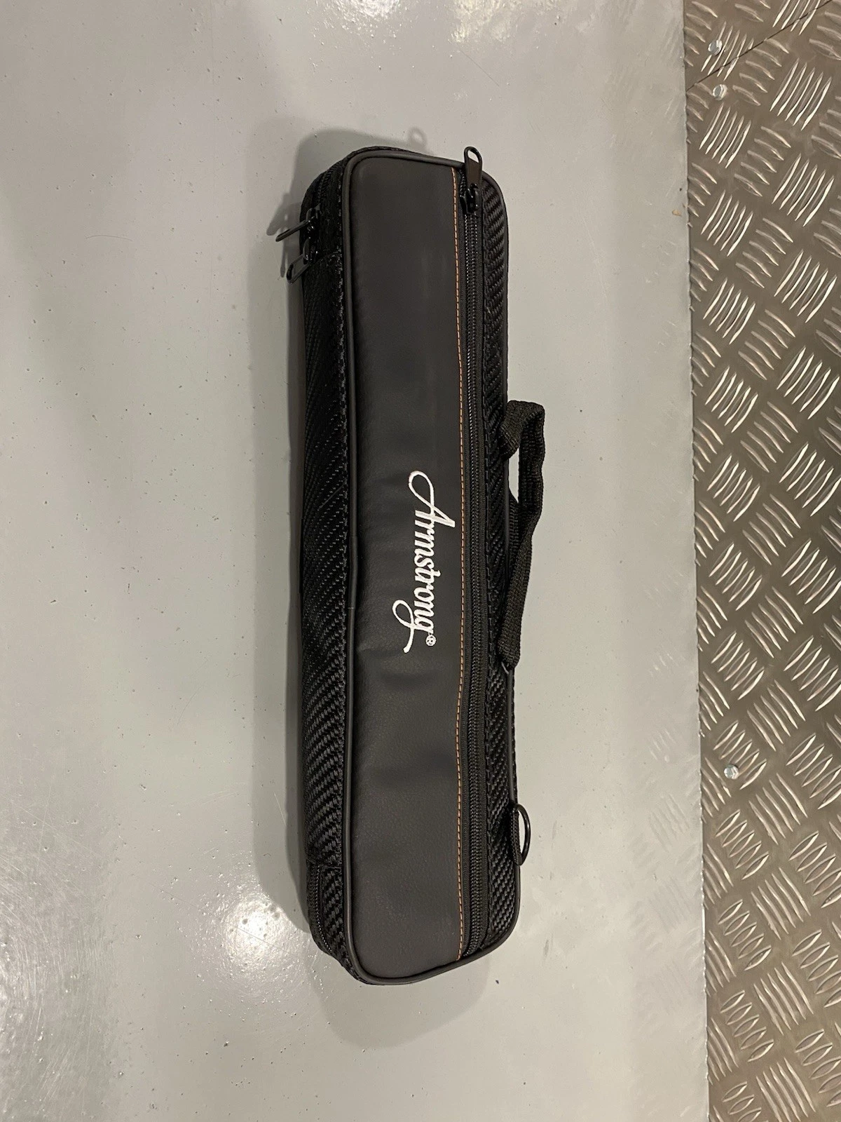 Armstrong FL650ED Beginner Flute With Case Used Once In Box 5