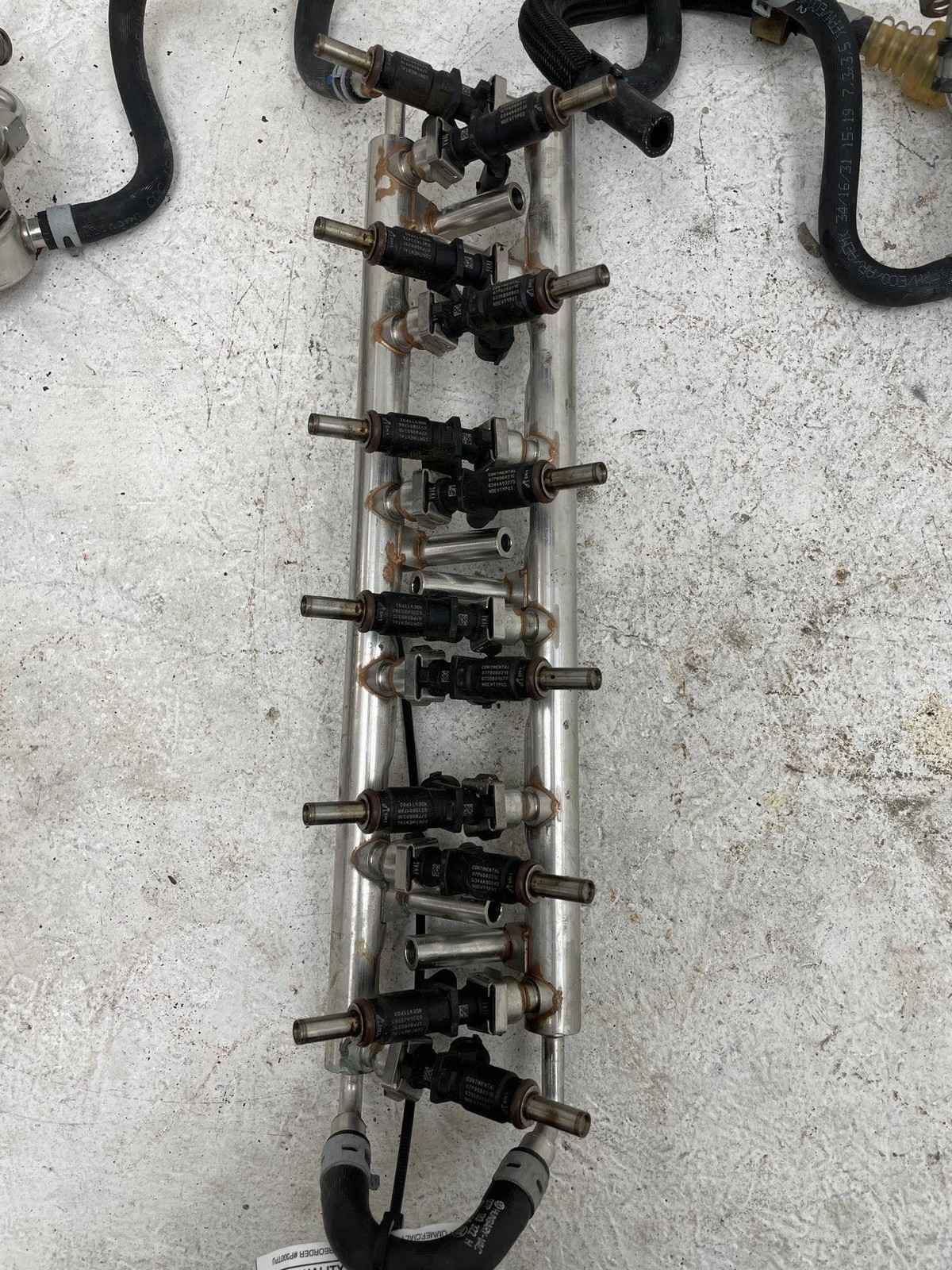 2016-2020 BENTLEY BENTAYGA FUEL RAIL INJECTOR SET LEFT AND RIGHT 12 PIECE *28K*