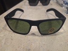 Ray-Ban Sunglasses Black Frame