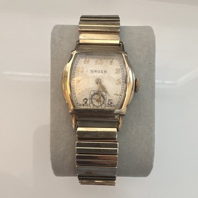 Gruen Tonneau Men's Wristwatch   Gold Dial   Bracelet Band   Metal   Subdial