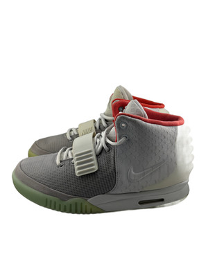 Size 10.5 - Nike Air Yeezy 2 Pure Platinum  10.5 - 508214-010