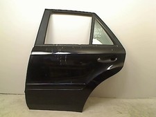 Porte arrière et accessoires Mercedes CLASSE M