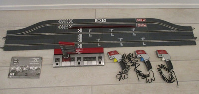 SCX Digital Slot Car Track ~Pit Box Set Section Track 3 Controllers ~1/ ...
