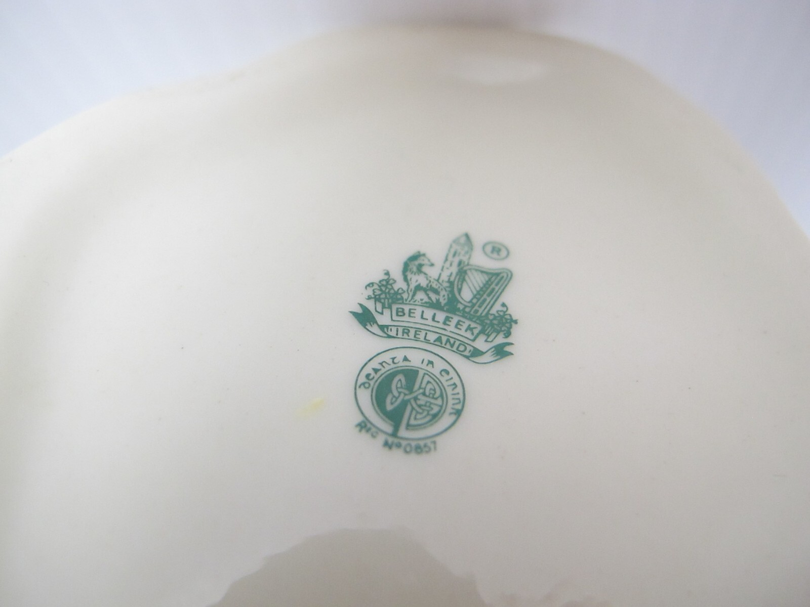 Vintage Belleek Ireland Tree Trunk VaseIrish LimpetBone ChinaReg No