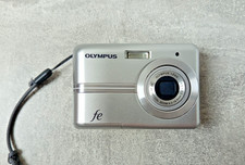 Olympus FE-25 10MP Compact Digital Camera Tested Working Silver