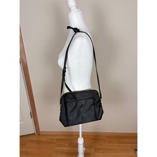 Universal Thread Black Pebbled Faux Leather Crossbody Bag Gold Hardware Purse