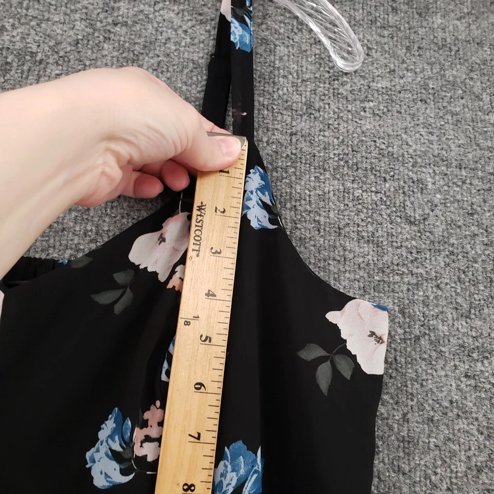 Vestido Torrid Para Mujer 1 EE. UU. 1X Plus Negro Floral Crochet Gasa Maxi Floral Cuello en V Foto 4 de 4