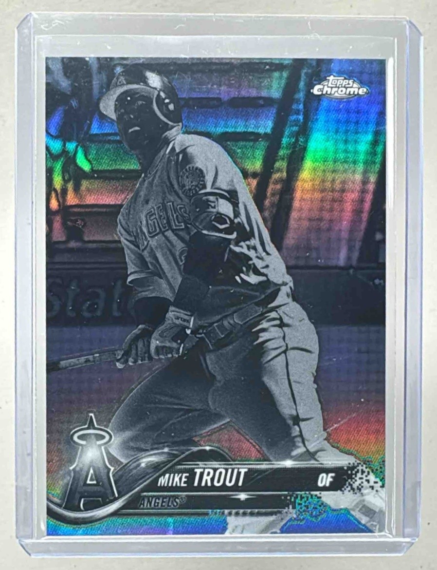 Mike Trout 2018 Topps Chrome #100 Negative Refractor
