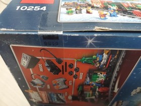 LEGO CREATOR: Winter Holiday Train (10254)