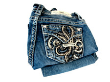 Miss Me Women's Bootcut 24x26.5 inseam w 26 in. measured. Fleur De Lis ME30668R