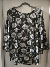 Women's Floral Print Long Sleeve Top