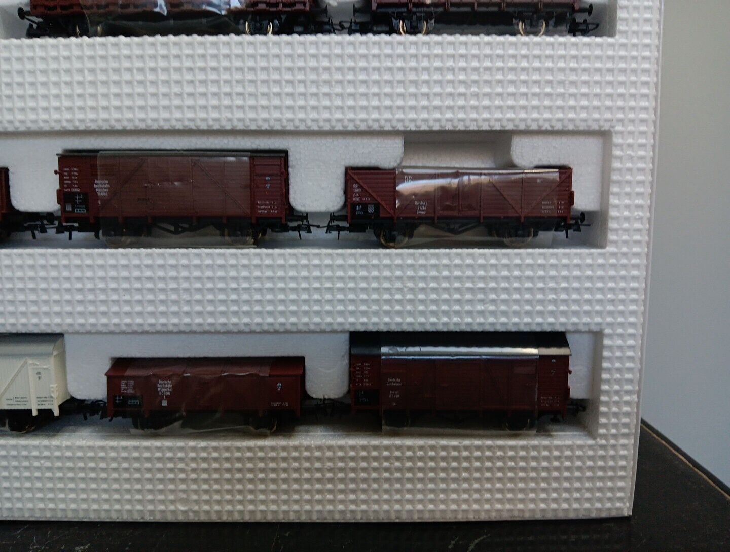 Picture 4 of 11