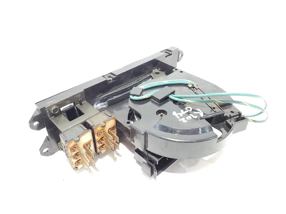 Jeep Grand Wagoneer 1986 1989 fabricante de equipos originales no funciona se vende como está control de temperatura de aire acondicionado Foto 3 de 4