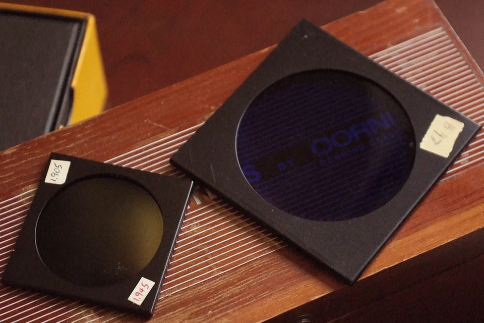 Wratten 23A 24 25 26 29 92 70 RED SERIES long pass filters 75mm and 37mm NEW  - Image 4 of 4