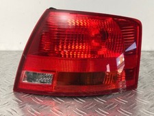 Rückleuchte Heckleuchte Schlussleuchte außen rechts AUDI A4 B7 8E9945096E