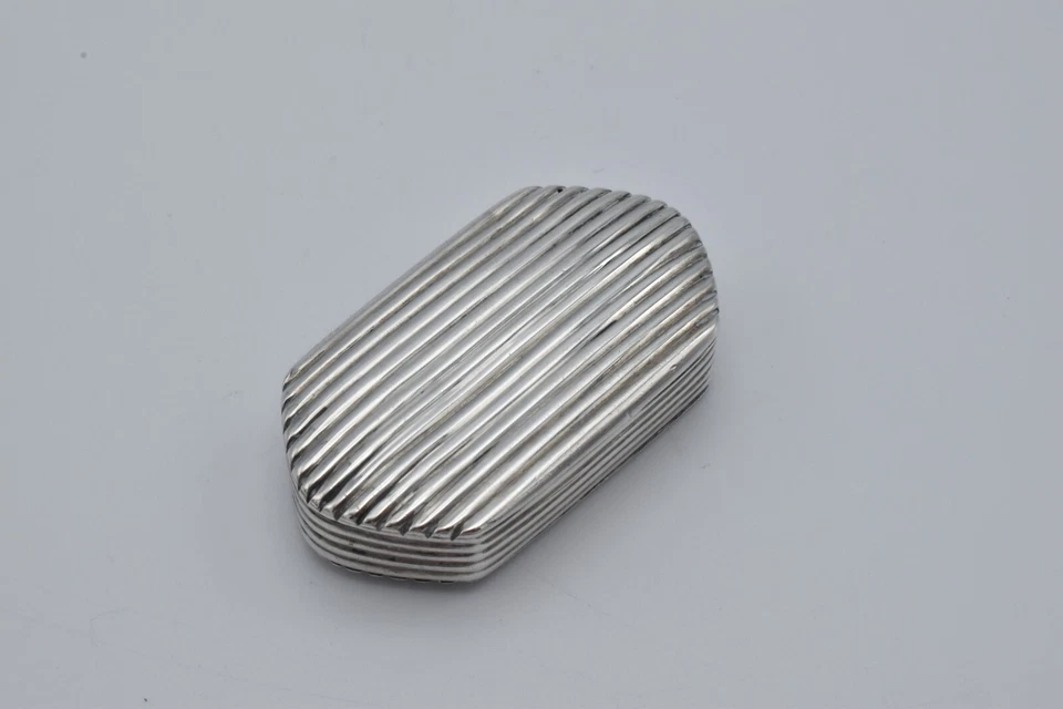 Caja de parches georgiana de plata esterlina Samuel Pemberton para píldoras 1800 Foto 4 de 4