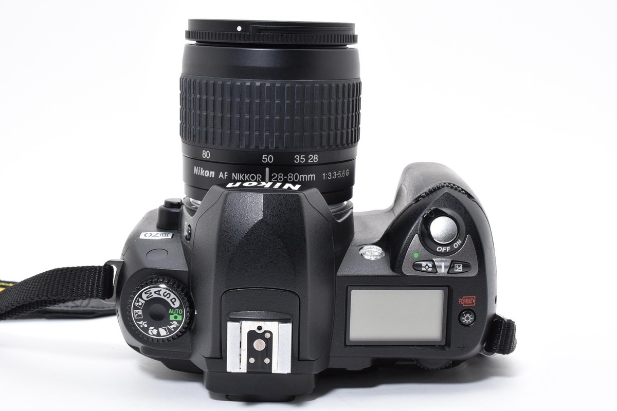 C/N 2032【MINT+】 Nikon D70 Digital Camera AF Nikkor 28-80mm f3.3