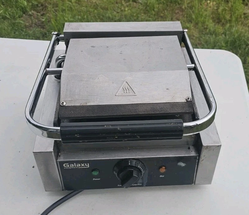 Galaxy Single Panini Sandwich Grill with Smooth Top and Smooth Bottom
Opens in a new window or tab