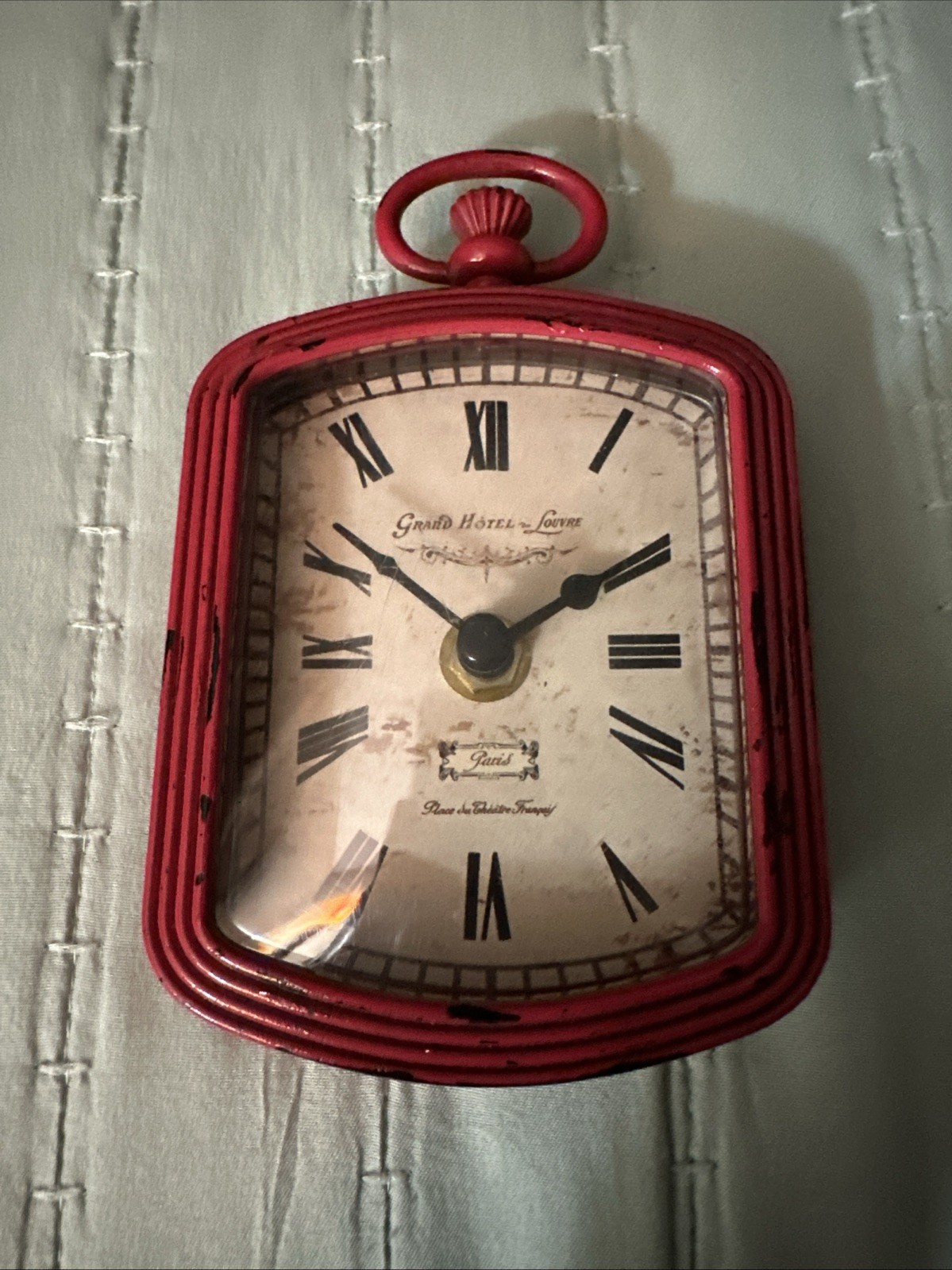 STEAMPUNK RED METAL DISTRESSED CLOCK “GRAND HOTEL DE LOUVRE” PARIS BATTERY OP