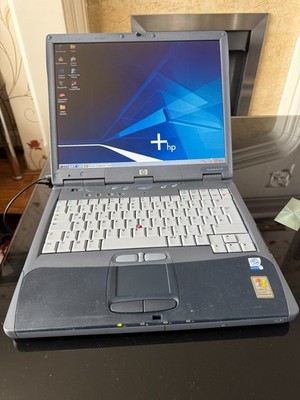 HP Omnibook 6100 Retro Gaming Laptop Penitum 3, ATI Mobility M6 - Windows 98
