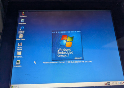 Seedsware EMG-12 Panel Windows Embedded Compact 7 USB LAN COM microSD