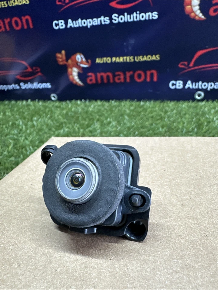 For Chrysler 200 Sedan (2012-2017) Backup Camera OEM Part 68230085 - Image 3 of 4