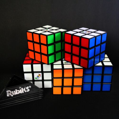 Usato - CUBO DI VELOCITÀ DI RUBIK Rubik 3x3 con supporto - lotto 5 - Foto 1 di 4