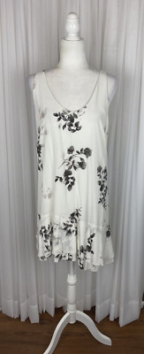 Gentle Fawn Size M Ivory Gray Floral Ariel Dress Tiered Hem Adjustable Racerback