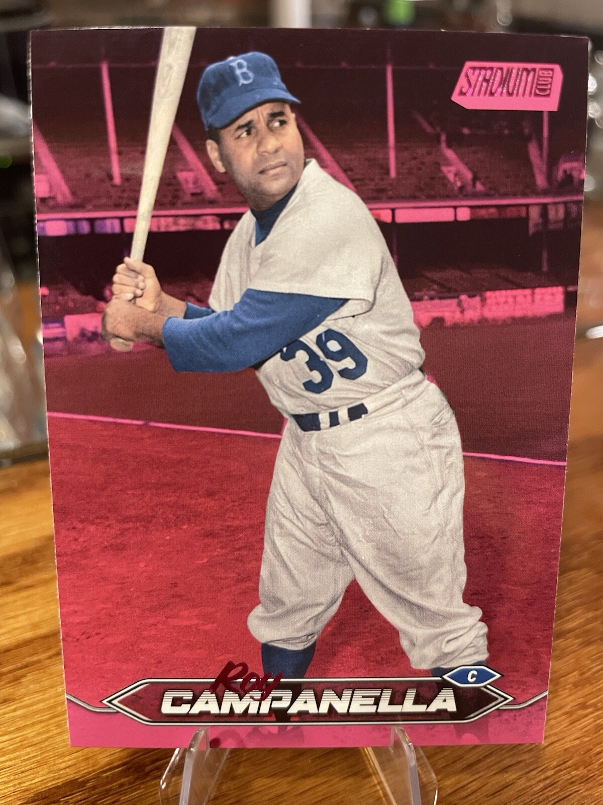 2024 Topps Stadium Club - Pink Foil #299 Roy Campanella
