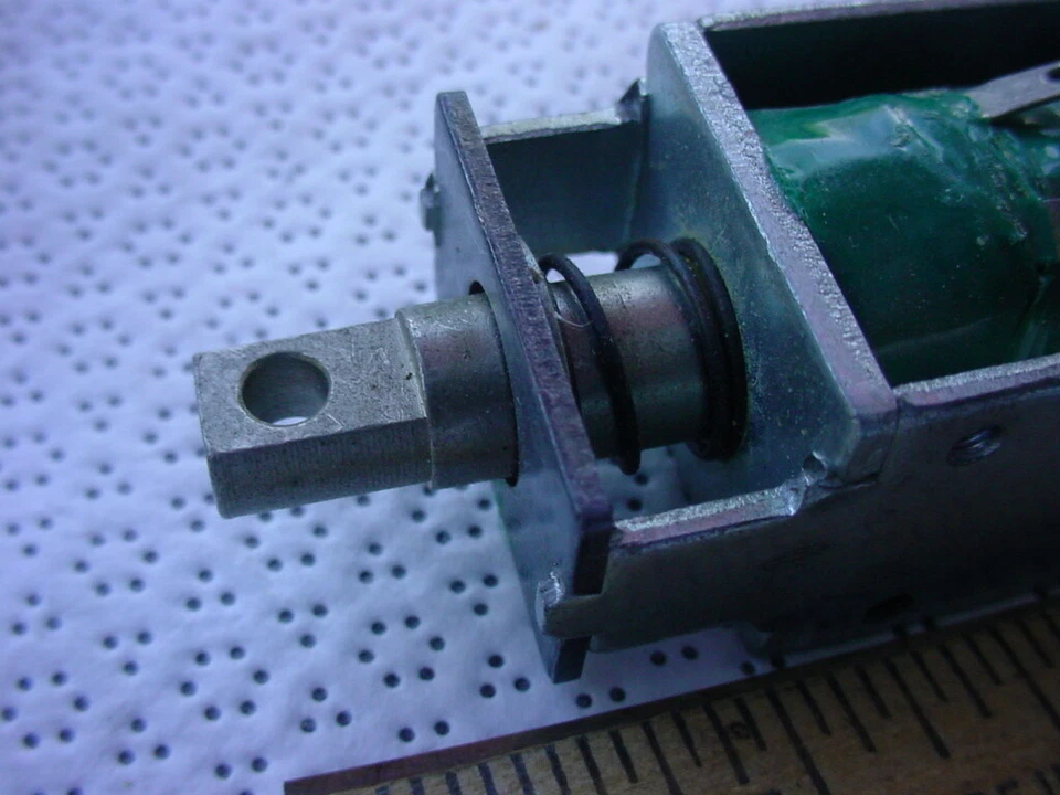 Solenoid 12 volt DC with captive spring return LOT OF 4 PCS - Image 4 of 4