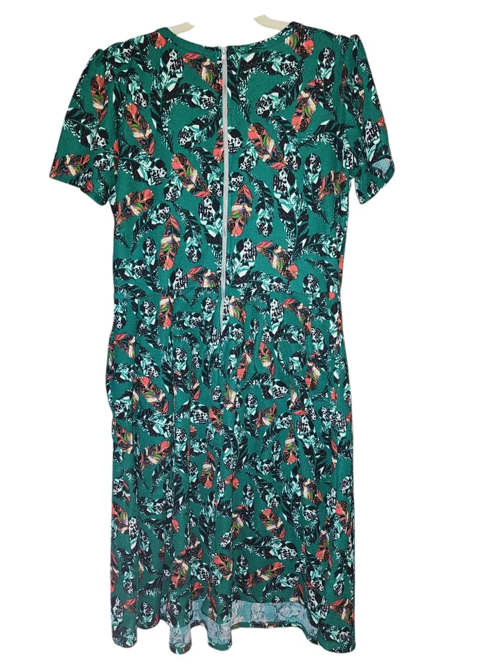 Vestido LuLaRoe Nuevo con Etiquetas Amelia Talla XL Verde Negro Rojo Plumas Bolsillos Plisado Cremallera Foto 2 de 3