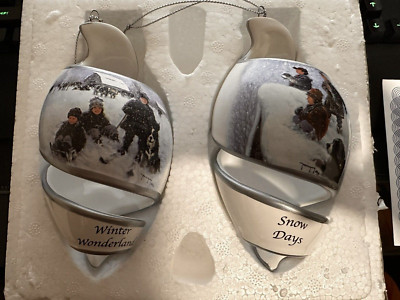 Set of 2 Robert Duncan's Merry Memories Ornaments The Bradford Exchange 2011