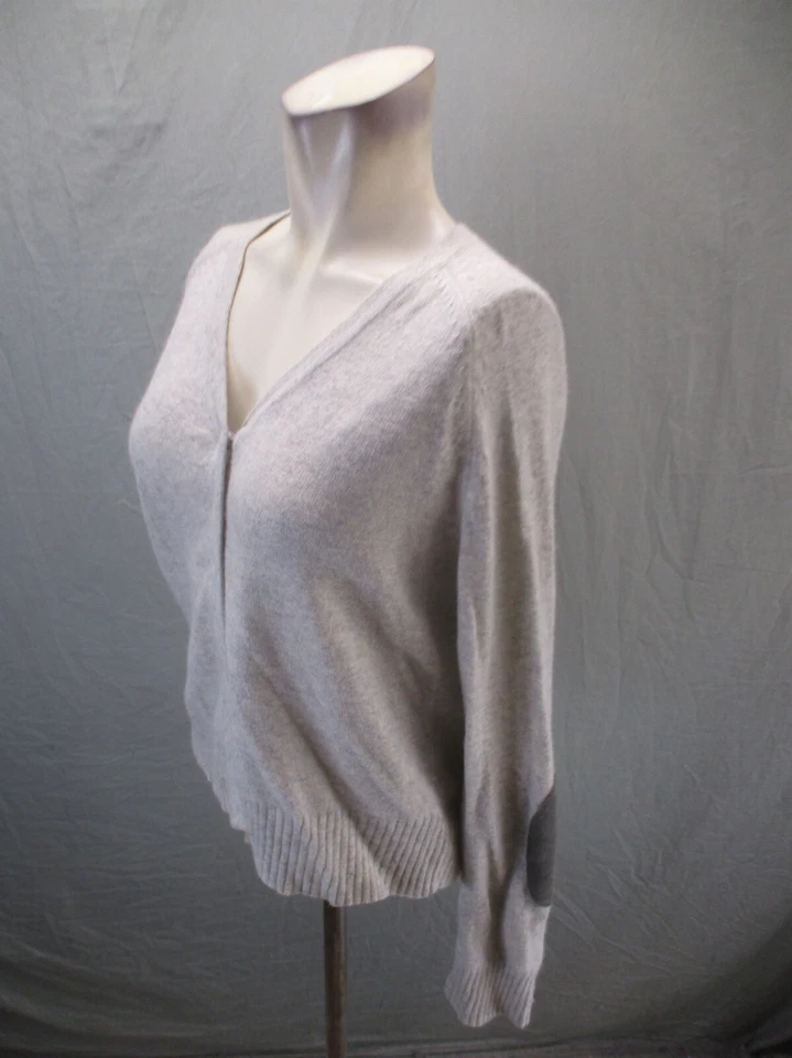 Easel Size L Womens Gray 100% Cashmere V-Neck Button Up Lightweight Cardigan 123 - Image 3 of 4