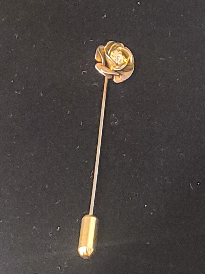 Vintage Stick Pin GOLDTONE ROSE SHAPE WHITE GEM CENTER | eBay