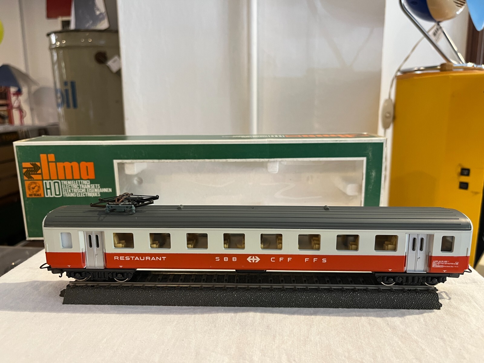 Foto 1 di 15