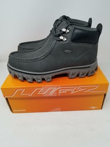 grey lugz