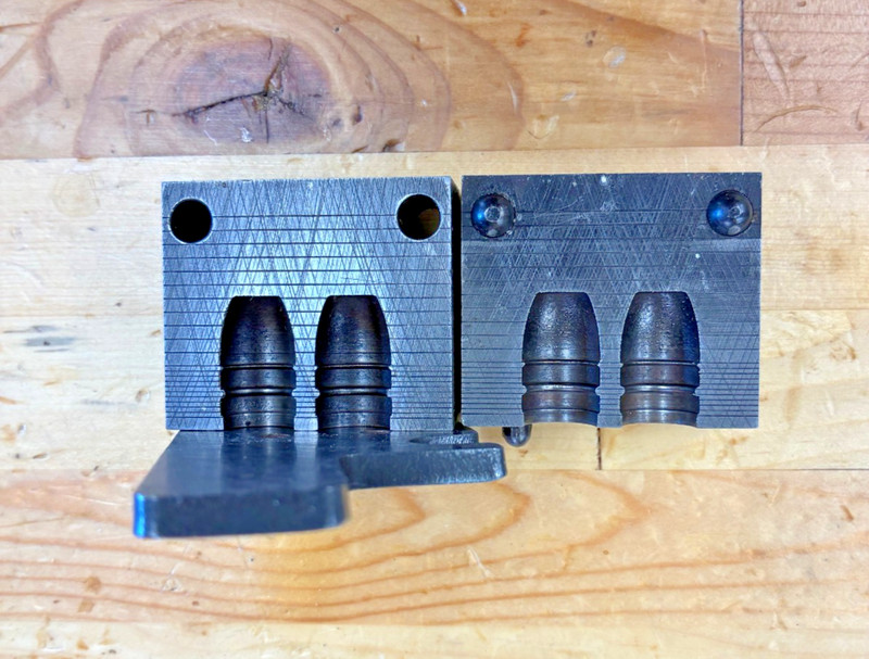 RCBS 45-300 Bullet Mold, Gas Check